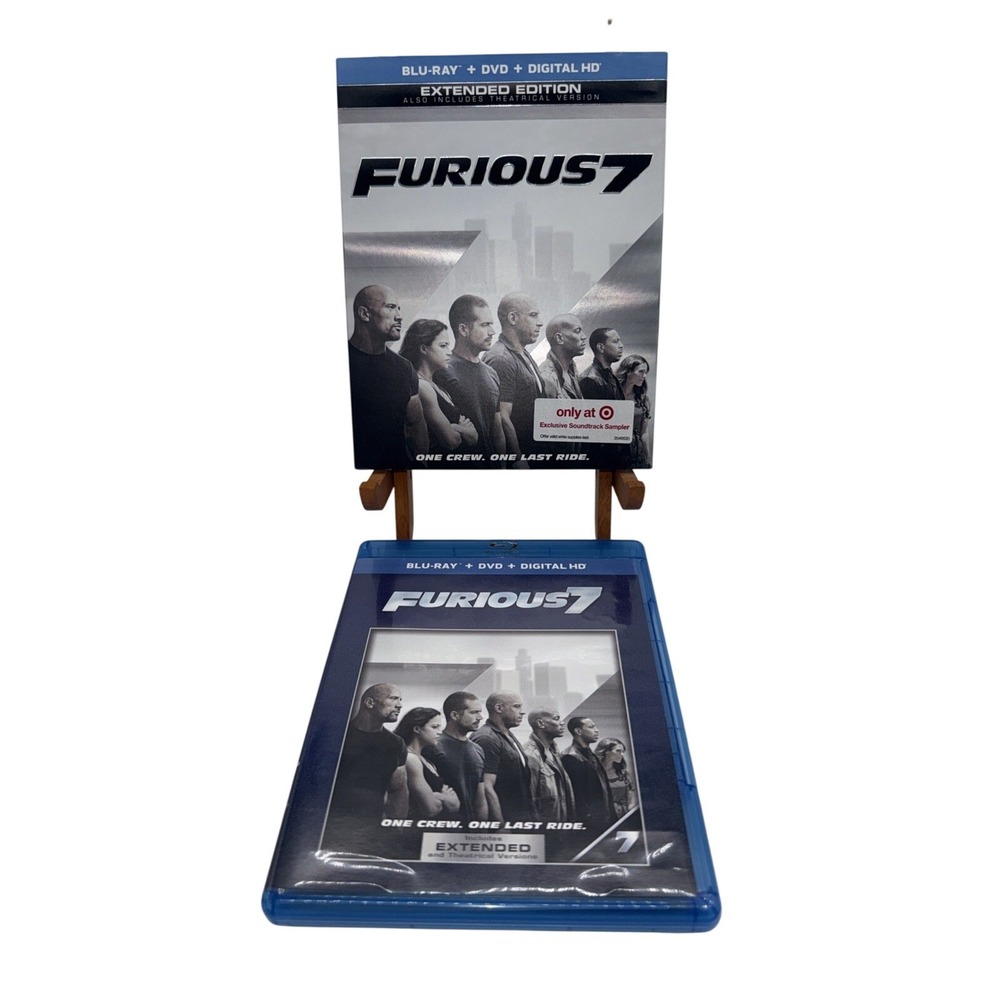 Furious 7 (Blu-ray/DVD,  2015)  Vin Diesel  Paul Walker Dwayne Johnson